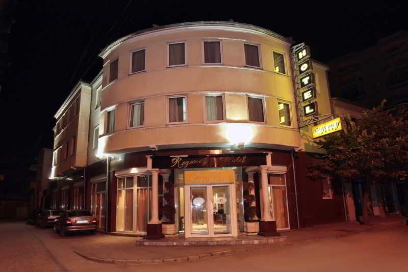Hotel Regency Korce Exterior photo